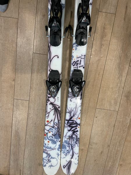 Salomon MYNX 166㎝ SALOMON MYNX SKIS SIZE 166 CM WITH ROSSIGNOL BINDINGS