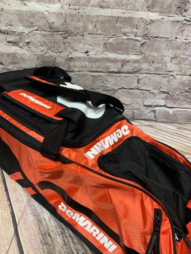New DeMarini Momentum Wheel Bag