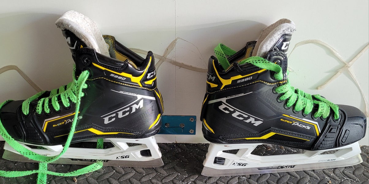 Senior Used CCM Super Tacks 9380 Hockey Goalie Skates Regular Width Size 6.5