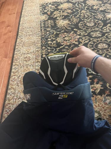 Senior Small Bauer Supreme 2S Hockey Pants