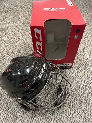 CCM Black Tacks 710 Medium helmet combo