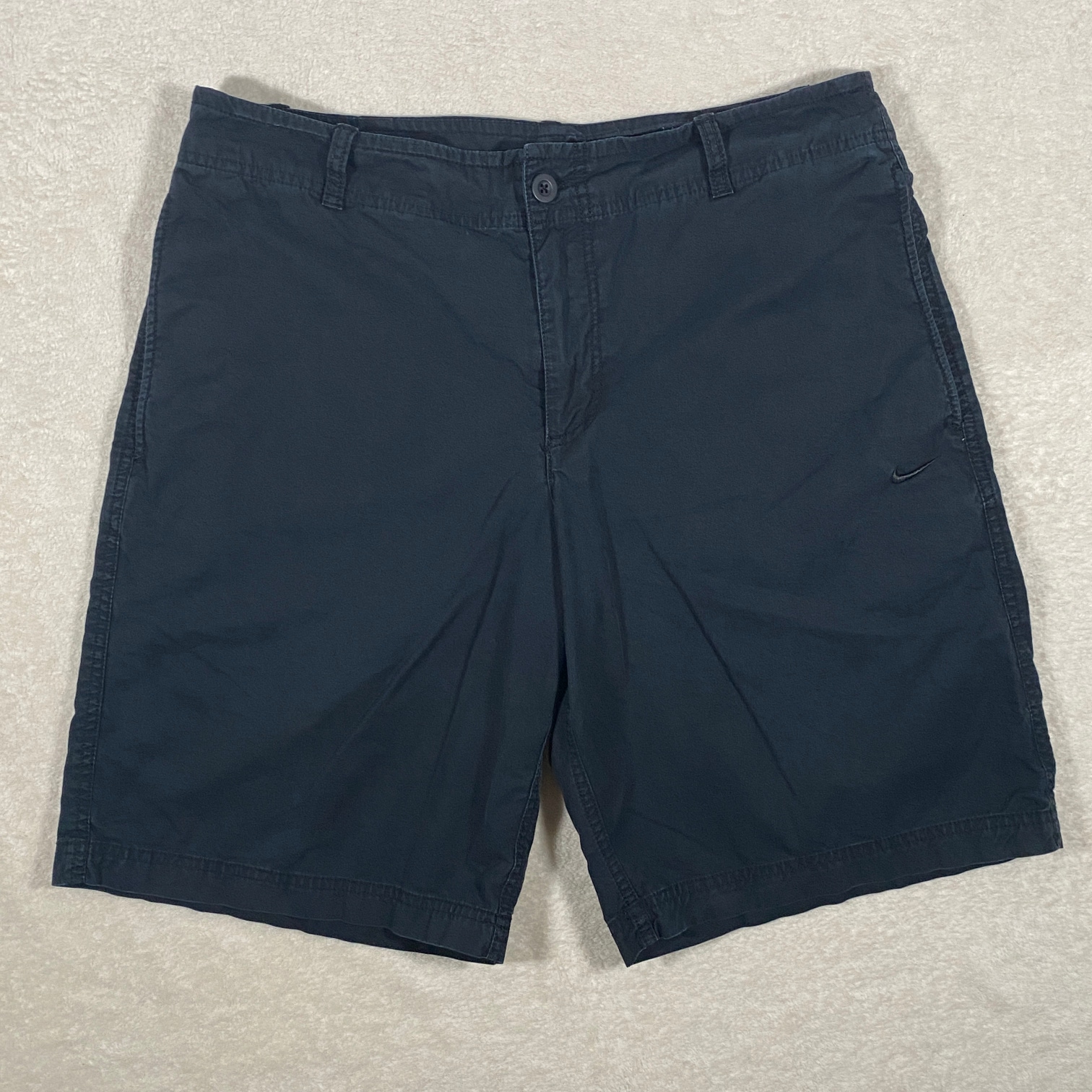 NIKE Mens Shorts Size M 34 Black Hike Cotton Chino Pockets Vintage Athletic Dept