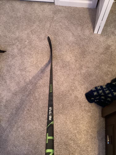 Senior Right Handed P92  Ag5nt Hockey Stick