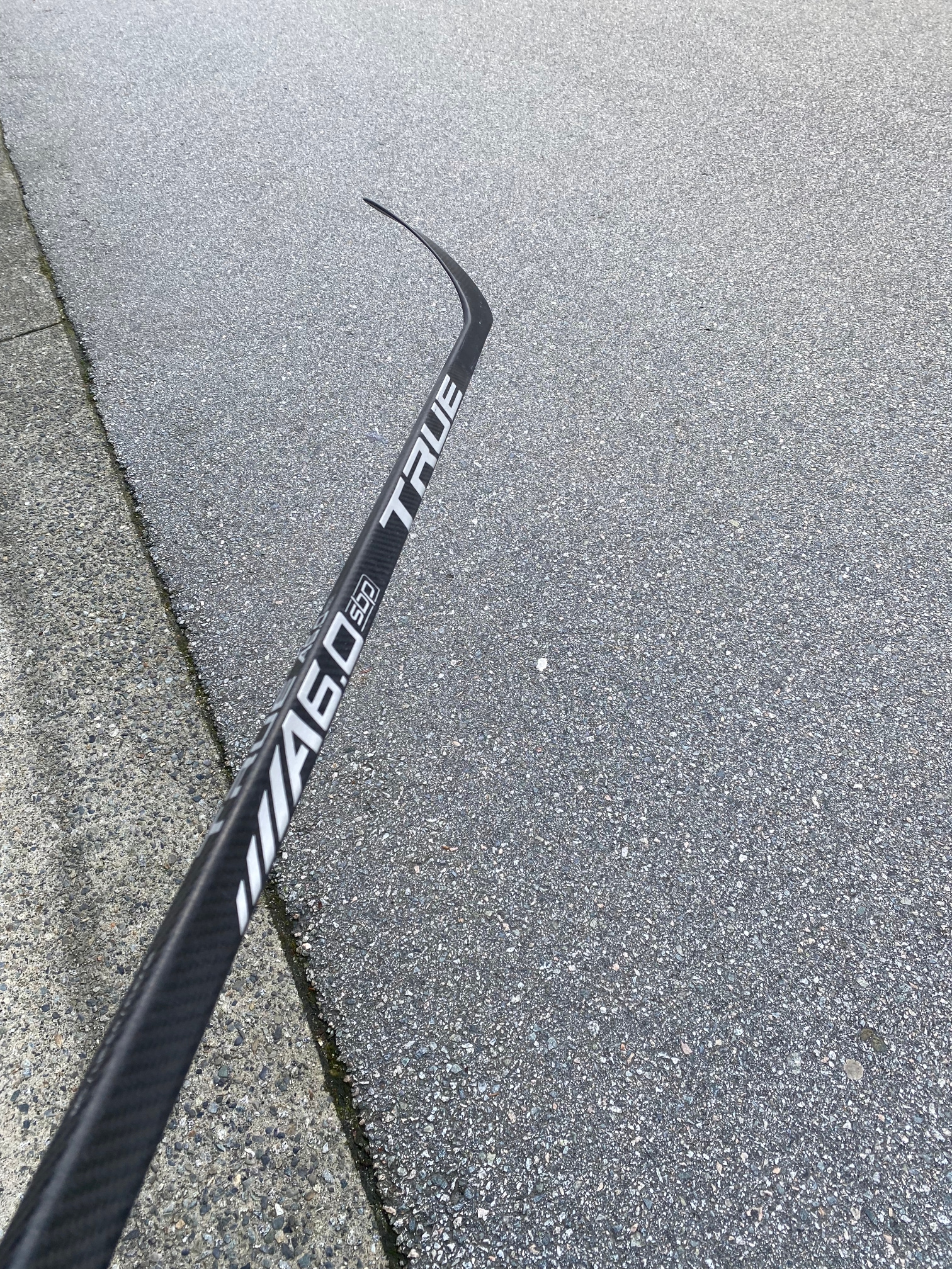 NEW True A6.0 SBP Hockey Stick (MC/68 Flex)
