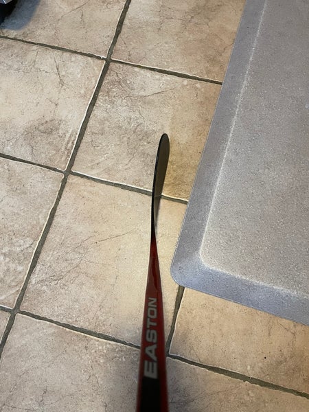 New Easton Synergy ST Sakic 85 P3 Left Hand Hockey Stick - Mid Curve - Non  Grip