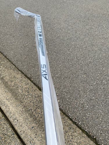 NEW True AX5 Hockey Stick (P92, 58 flex)