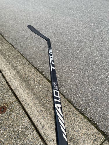 Intermediate True A1.0 SBP Hockey Stick (P92/58 flex)