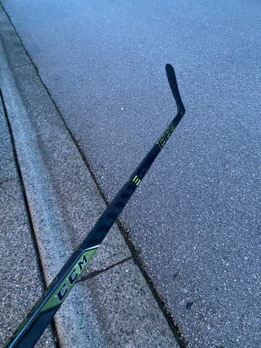 NEW CCM RibCor Reckoner Hockey Stick (P29/50 flex)