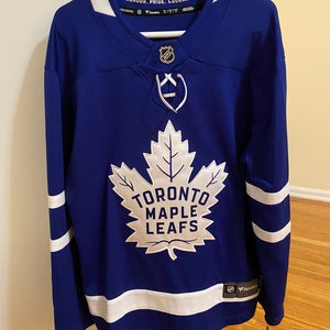 NWT Fanatics Adult NHL Toronto Maple Leaf's Jersey