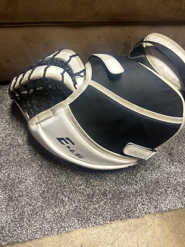CCM E4.5 Glove and Blocker Senior