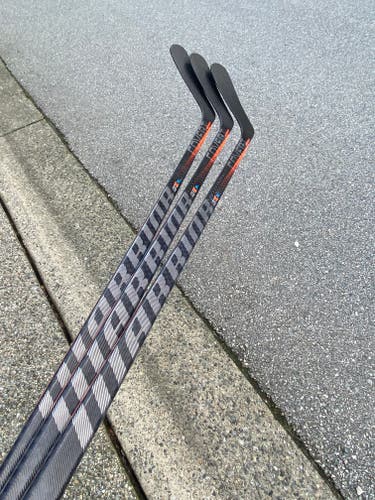 2 PACK NEW Warrior Covert QRE SL Hockey Stick (W03/55 flex)