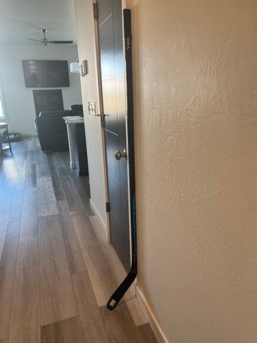 Senior Used Right Handed Bauer Nexus E5 Pro Hockey Stick P88