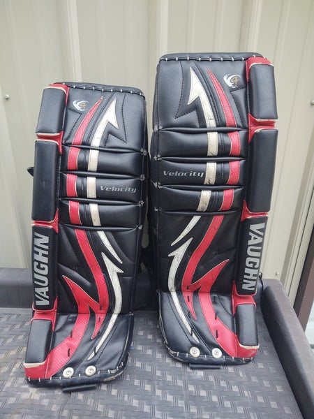 Used 30" Vaughn Velocity V4 Goalie Leg Pads