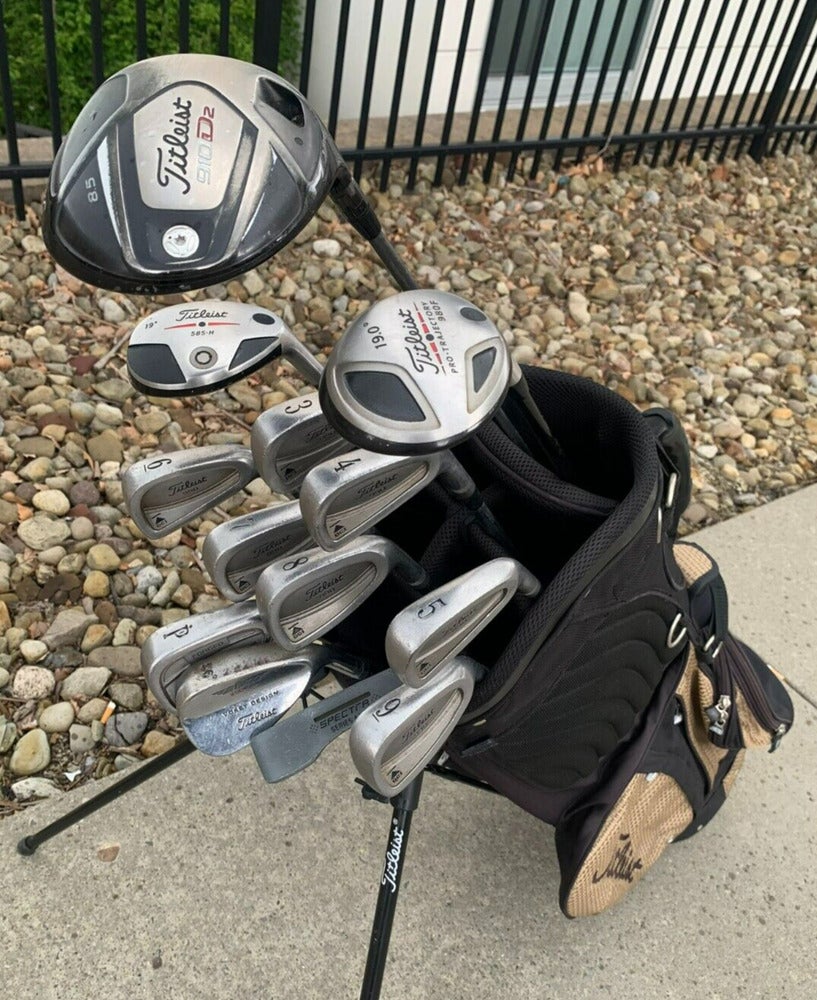 Titleist フルセット Complete Set of Titleist Golf Clubs + Bag | SidelineSwap