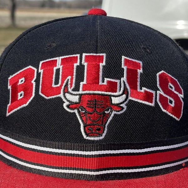 Vintage Chicago Bulls Starter Hat Cap Adjustable Strapback Black Red Tri  Power | SidelineSwap