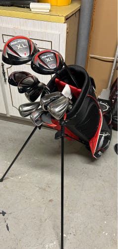 Top-flite XL golf clubs Right handed
