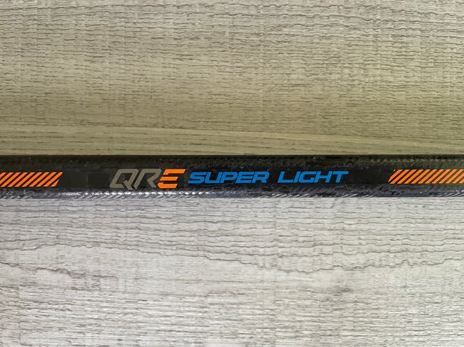 Warrior Covert QRE SL Hockey Stick, Used Senior Right Handed W28