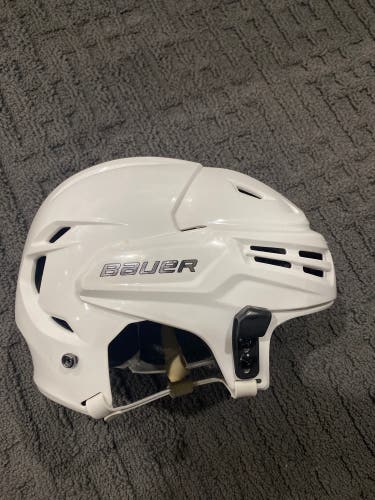 Used Bauer Re-Akt Helmet Medium