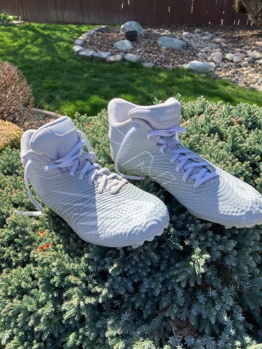 Gray Used Size 9.0 (Women's 10) Mid Top Rush