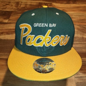 Green Bay Packers Mitchell & Ness NFL Sports Vintage Retro Script Hat Snapback