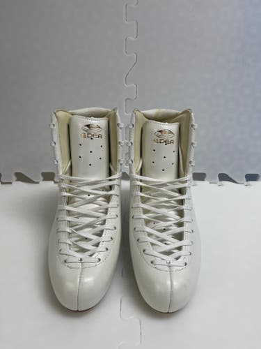 New EDEA Overture 265 C Figure Skates