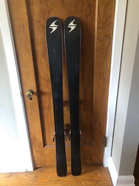 2023 Blizzard Black Pearl 88 Like New. Women's 159 cm with Marker