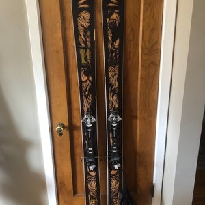 Liberty Variant 113 186cm with Dynafit Backcountry Bindings and Skins