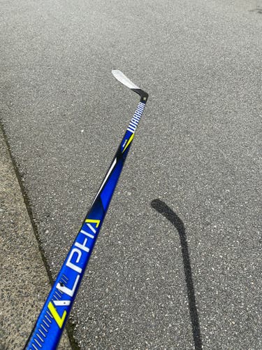 Like NEW Warrior Alpha QX3 Hockey Stick (W28/75 flex)