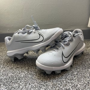 Nike HyperDiamond 4 Pro Softball Cleats Womens SIZE 7 Gray White Molded - NEW