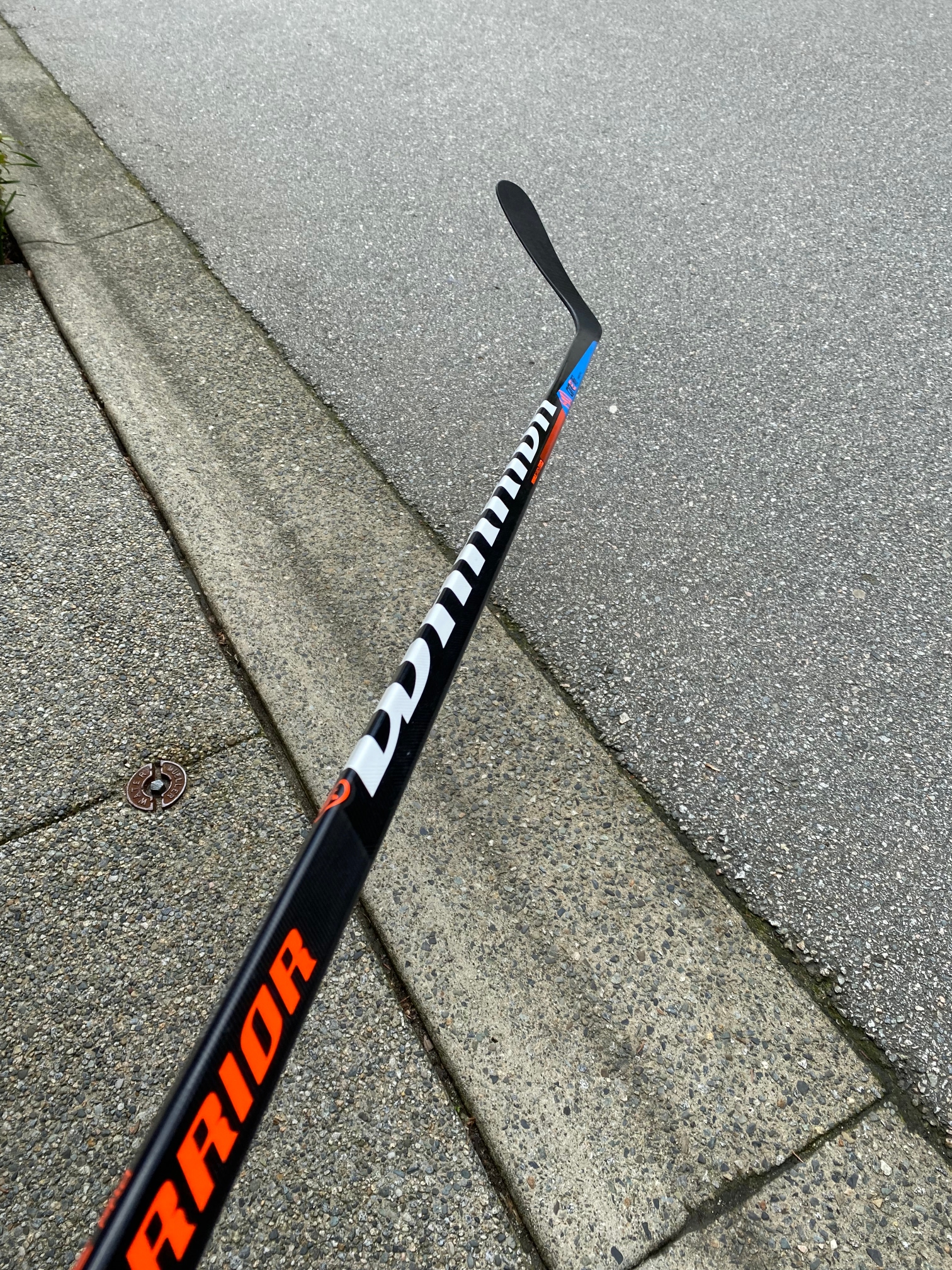 NEW Warrior Covert QRE 20 PRO Hockey Stick (W03/63 flex)