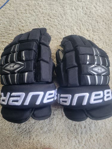 Used Bauer Nexus 800 Gloves 15" Pro Stock
