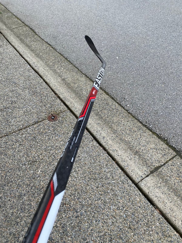 Easton Synergy 650 GripTac Hockey Stick, Composite Hockey Sticks