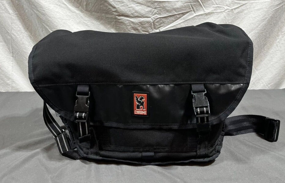 Chrome Industries Citizen High-End Black Waterproof Messenger Bag EXCELLENT