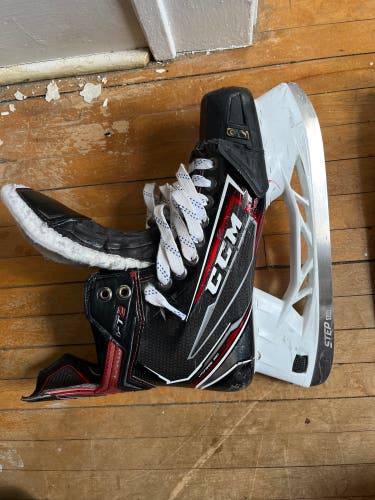 Senior CCM Regular Width Pro Stock Size 8.5 JetSpeed FT2 Hockey Skates