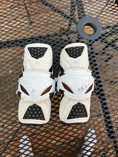 Youth Small STX Cell III Arm Pads