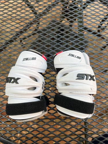 STX Stallion 500 Arm Pads