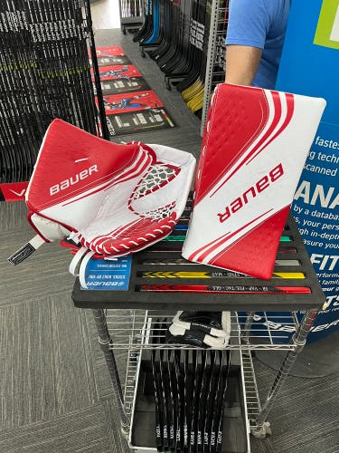 New Bauer Vapor 2X Glove/Blocker Set