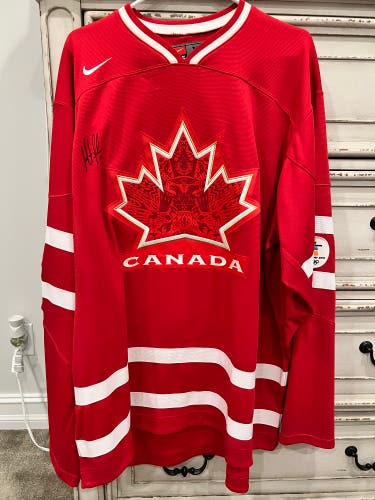 Signed Nike Hockey Jersey 2010 Olympics Team Canada