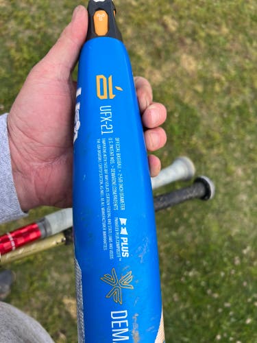 Used  DeMarini (-10) 21 oz 31" CF Bat