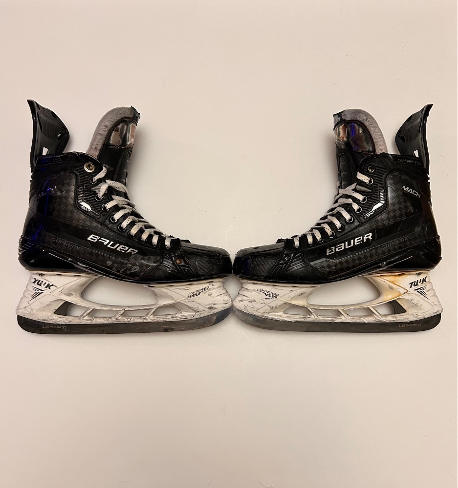 Senior Bauer Pro Stock Size 9 3/4 Supreme Mach Hockey Skates