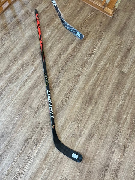 New Left Hand P88 Vapor 2X Pro Hockey Stick