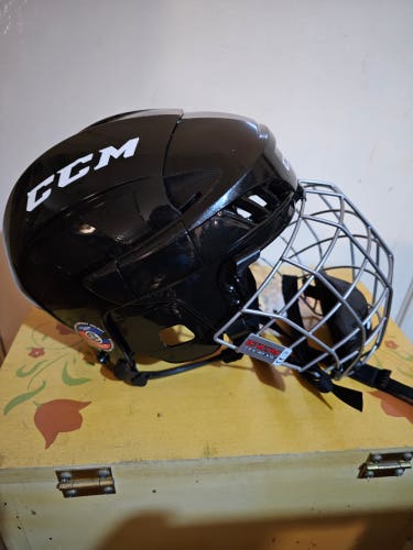 Used XS CCM FL40 Helmet