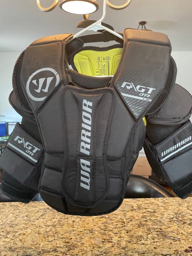 Used Warrior Ritual GT Junior Goalie Chest Protector Small/Medium