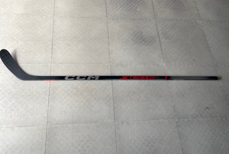New Senior CCM Right Handed Jetspeed Team Hockey Stick P28 Pro Stock
