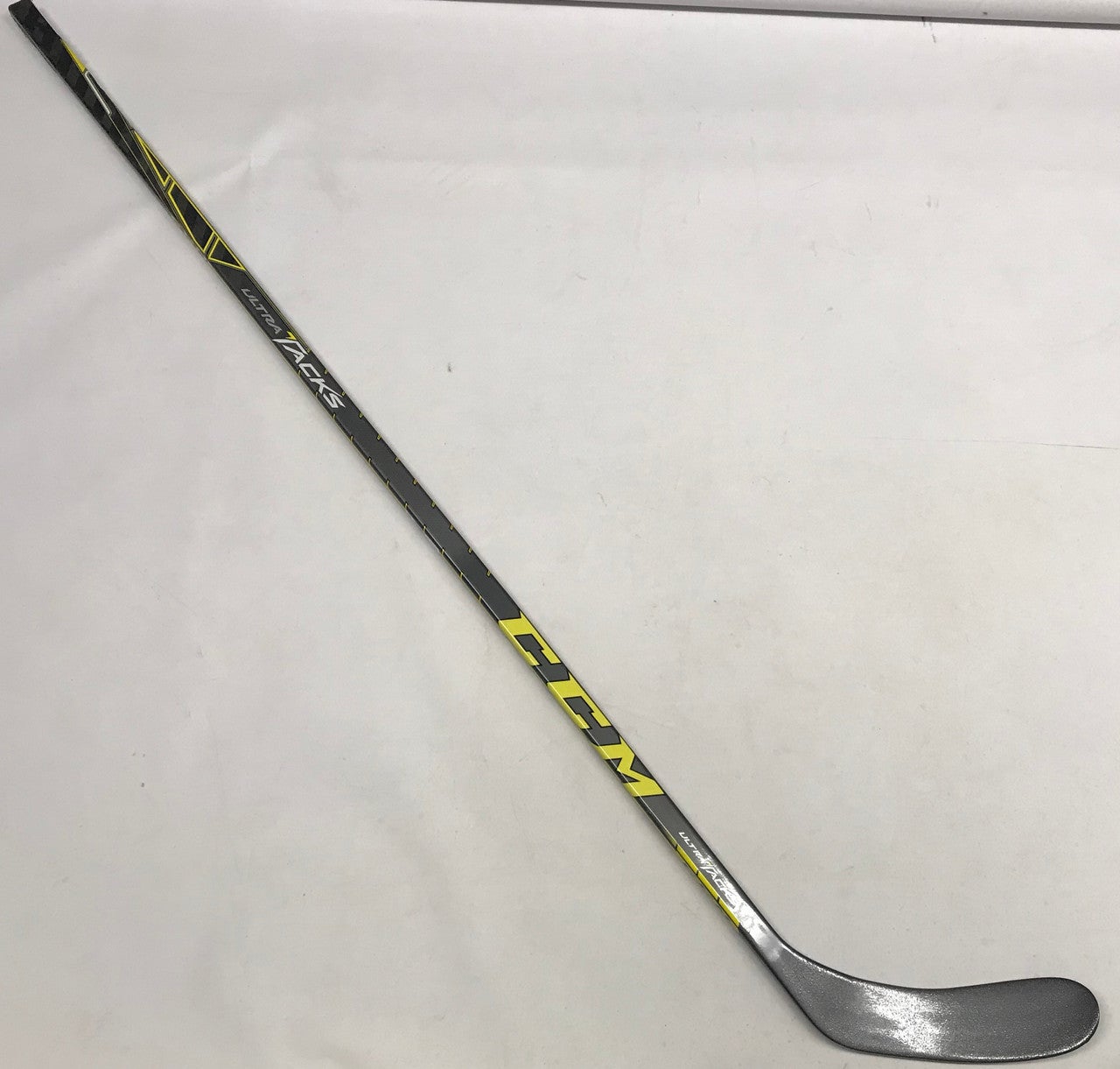 CCM Ultra Tacks Grip Jr. Hockey Stick