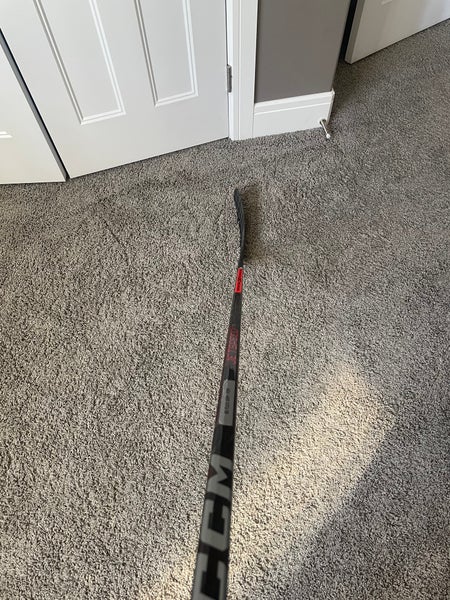 Senior Right Handed P29-80 Flex Jetspeed FT5 Hockey Stick