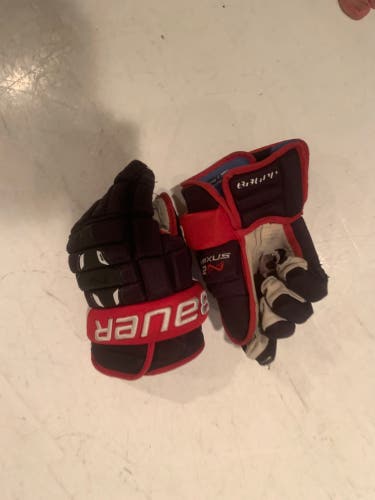 Used Bauer 11" Nexus 2N Gloves