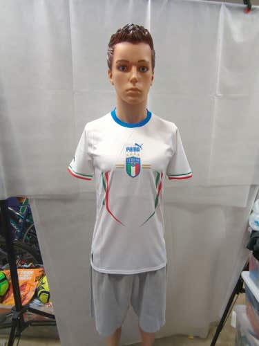 NWT Italy National Team Soccer Jersey Puma Drycell 2022 White S