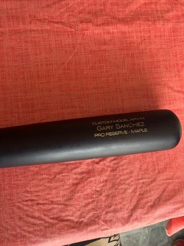 Used 2023 Wood  31.5 oz 34" Bat