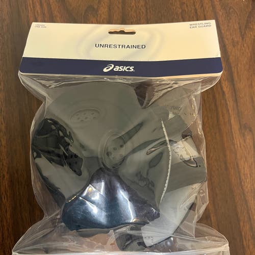 New Asics Wrestling Black Ear Guard
